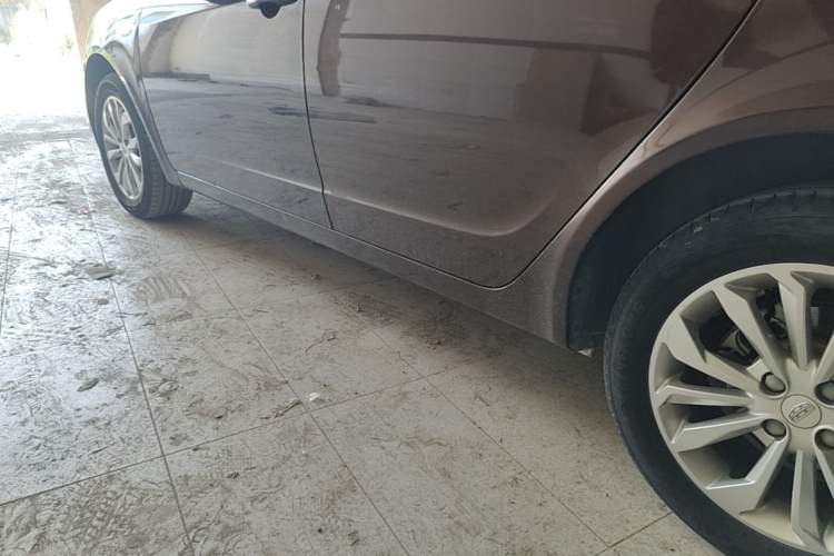 Used Geely Auto Vision 2016 1.5L Manual Happiness Edition Left Side Sill