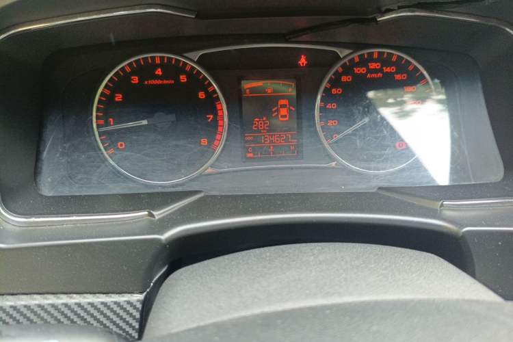 Used Geely Auto Vision 2016 1.5L Manual Happiness Edition Odometer Close Up