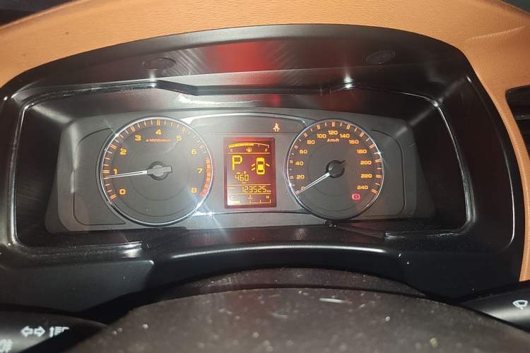 Used Geely Auto Vision 2016 1.5L Automatic Happiness Edition Odometer Close Up