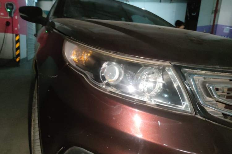 Used Geely Auto Vision 2016 1.5L Automatic Happiness Edition Right Front Headlight