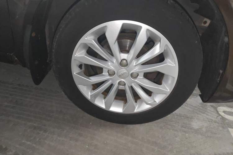 Used Geely Auto Vision 2016 1.5L Manual Happiness Edition Right Front Wheel Hub