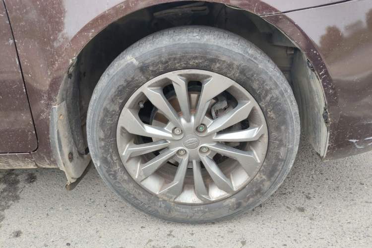 Used Geely Auto Vision 2016 1.5L Manual Happiness Edition Right Front Wheel Hub