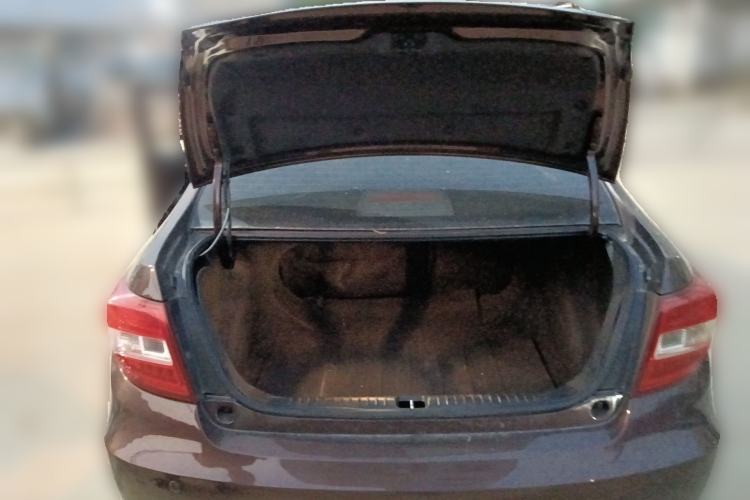 Used Geely Auto Vision 2016 1.5L Automatic Happiness Edition Trunk