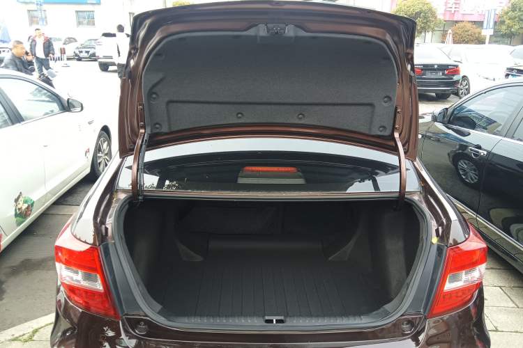 Used Geely Auto Vision 2016 1.5L Automatic Happiness Edition Trunk