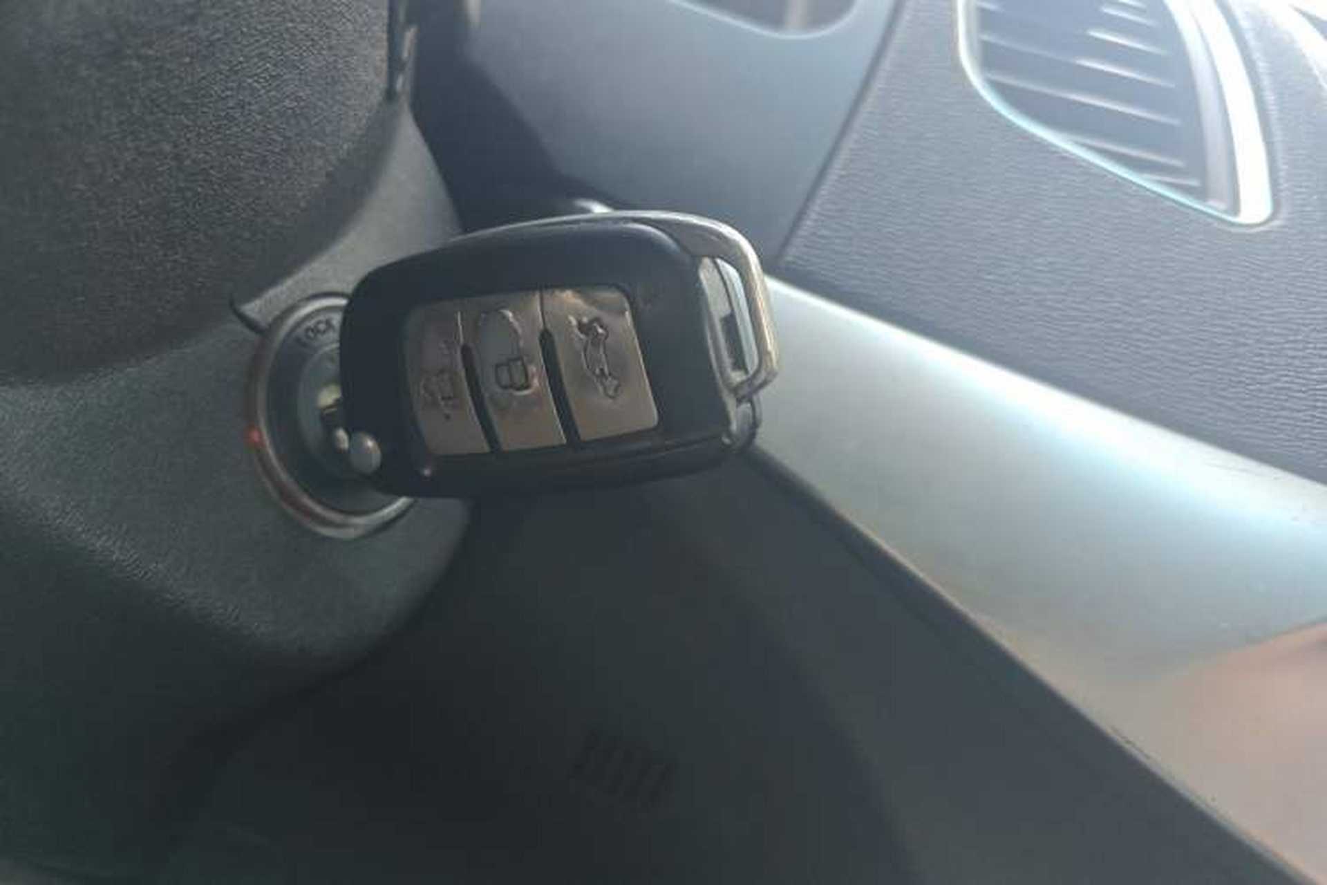 Used Geely Auto Vision 2016 1.5L Manual Happiness Edition Vehicle Key
