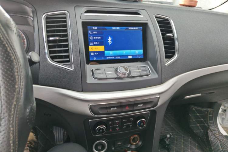 Used Geely Auto Vision 2016 1.5L Automatic Happiness Edition Audio And AC Panel