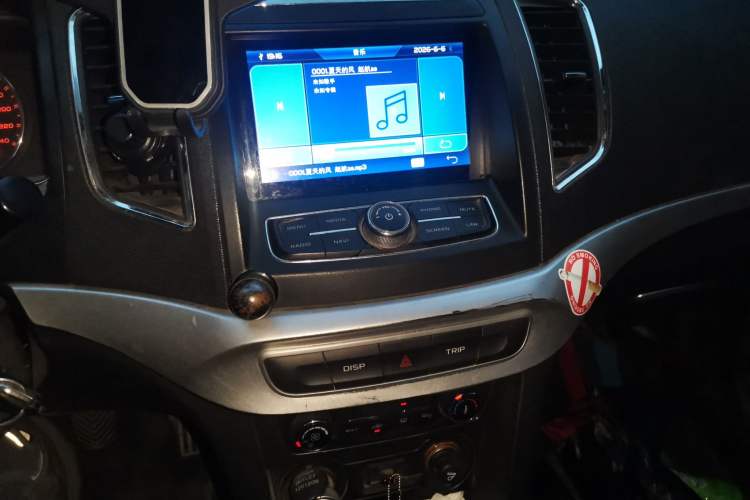 Used Geely Auto Vision 2016 1.5L Manual Happiness Edition Audio And AC Panel