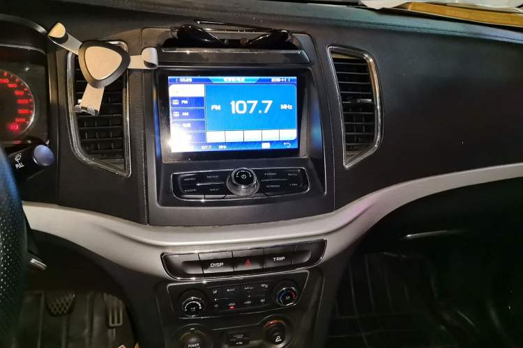 Used Geely Auto Vision 2016 1.5L Manual Happiness Edition Audio And AC Panel