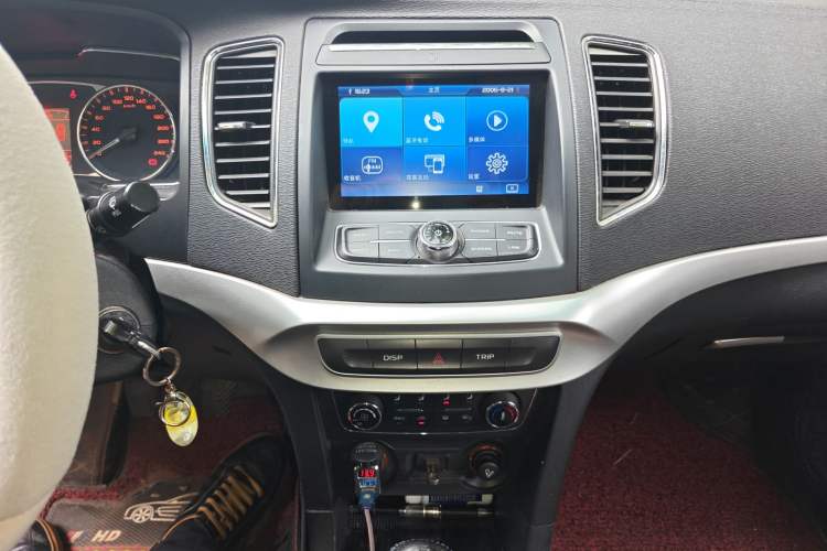 Used Geely Auto Vision 2016 1.5L Manual Happiness Edition Audio And AC Panel