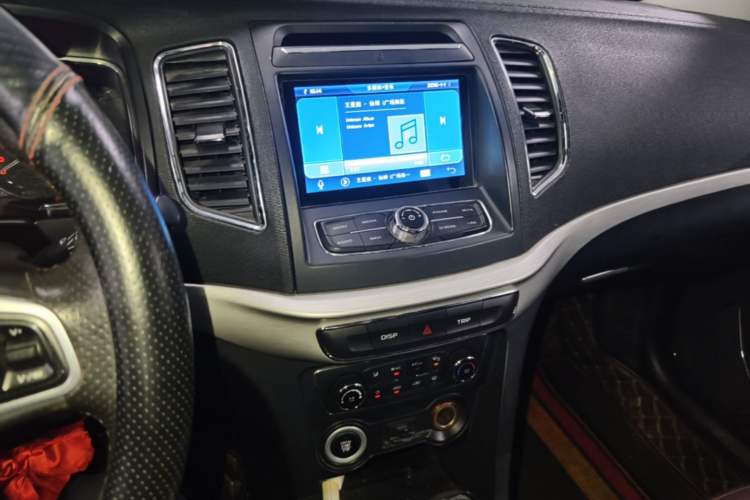 Used Geely Auto Vision 2016 1.5L Automatic Happiness Edition Audio And AC Panel