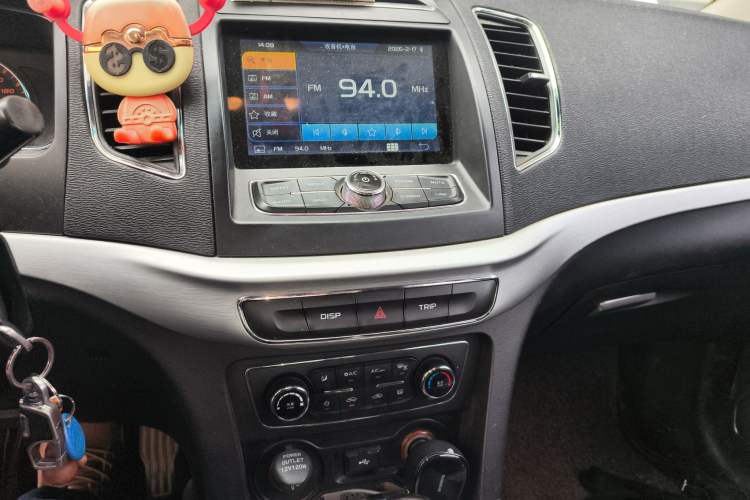 Used Geely Auto Vision 2016 1.5L Manual Happiness Edition Audio And AC Panel