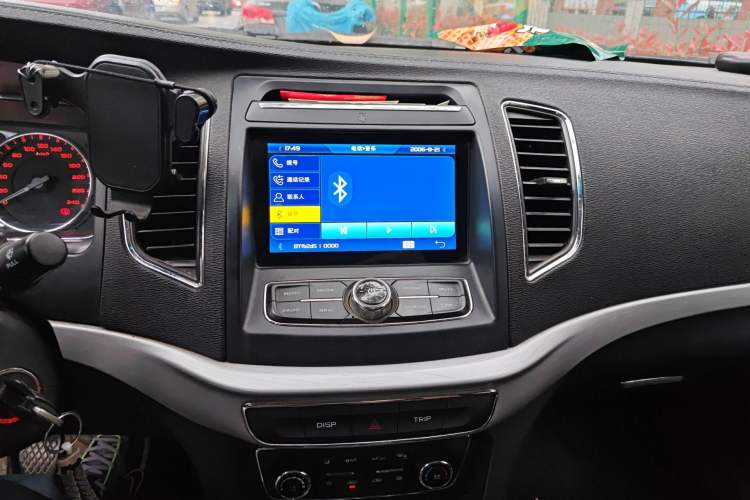Used Geely Auto Vision 2016 1.5L Manual Happiness Edition Audio And AC Panel