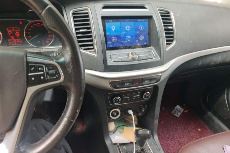 Used Geely Auto Vision 2016 1.5L Automatic Happiness Edition Audio And AC Panel