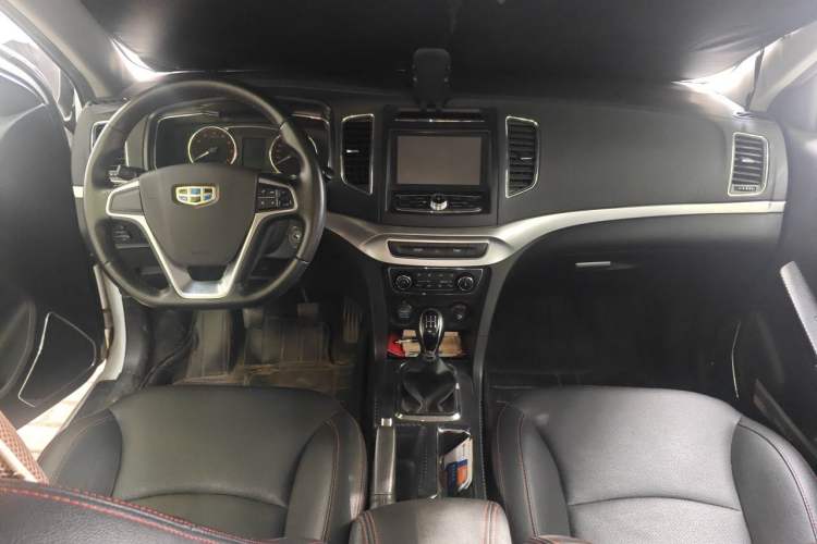 Used Geely Auto Vision 2016 1.5L Manual Happiness Edition Center Console