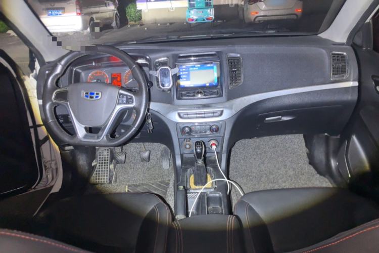 Used Geely Auto Vision 2016 1.5L Manual Happiness Edition Center Console