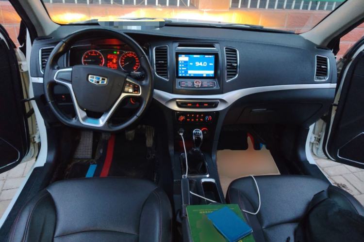 Used Geely Auto Vision 2016 1.5L Manual Happiness Edition Center Console