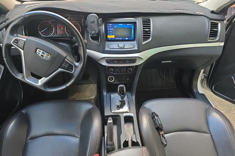 Used Geely Auto Vision 2016 1.5L Automatic Happiness Edition Center Console