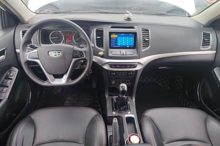 Used Geely Auto Vision 2016 1.5L Manual Happiness Edition Center Console