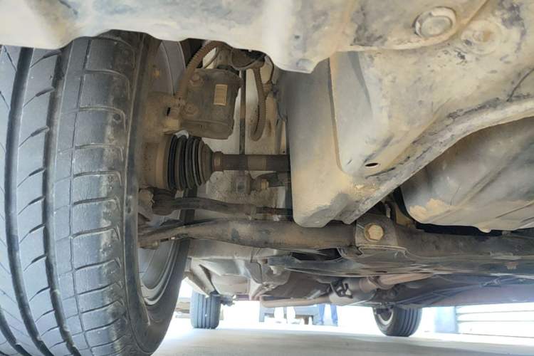 Used Geely Auto Vision 2016 1.5L Manual Happiness Edition Chassis Front Right