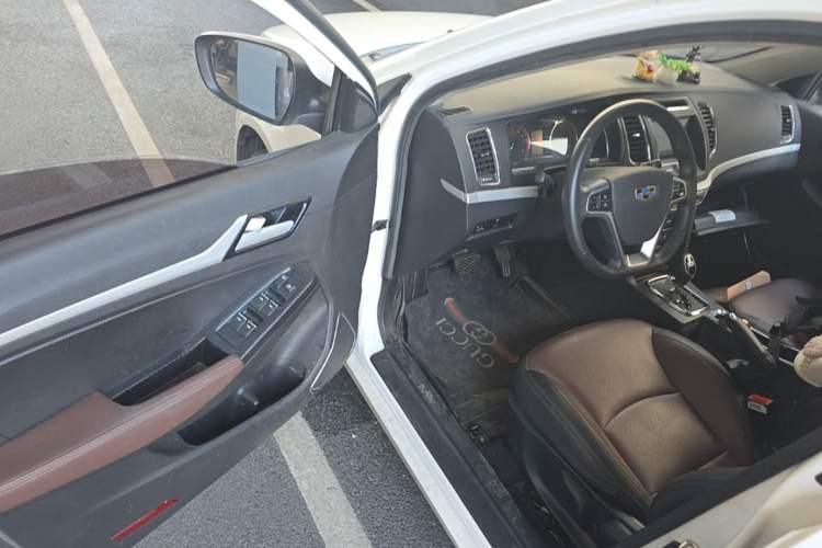Used Geely Auto Vision 2016 1.5L Automatic Happiness Edition Driver Seat