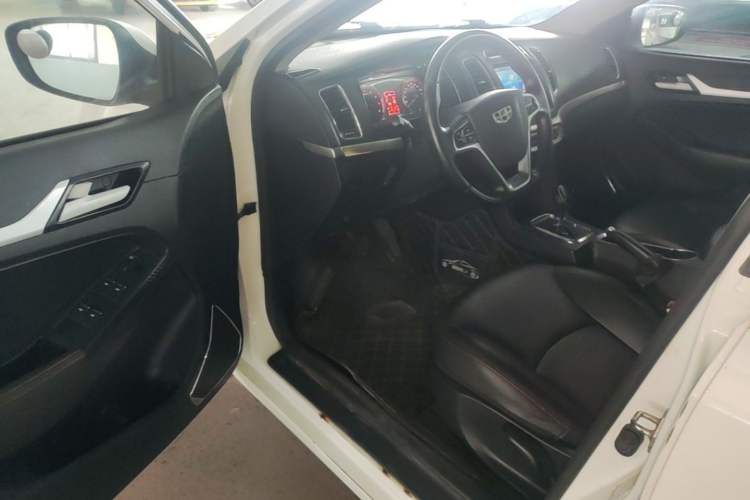 Used Geely Auto Vision 2016 1.5L Automatic Happiness Edition Driver Seat