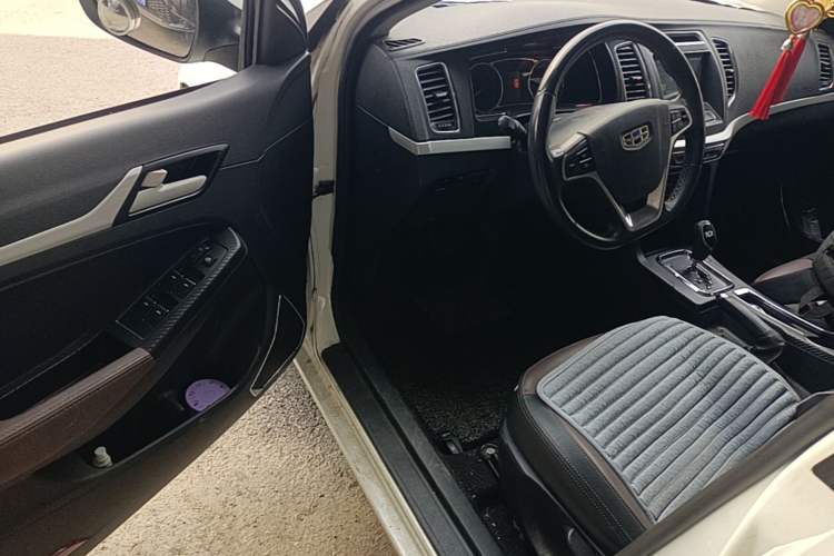Used Geely Auto Vision 2016 1.5L Automatic Happiness Edition Driver Seat
