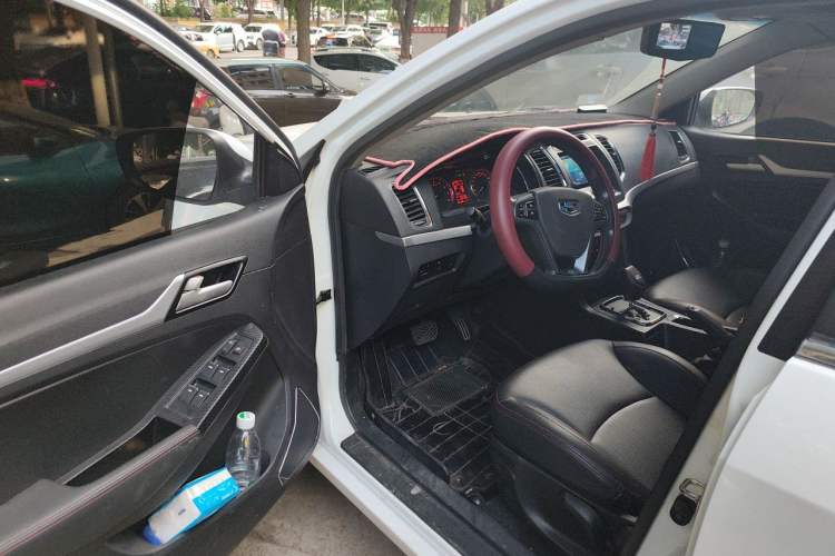 Used Geely Auto Vision 2016 1.5L Automatic Happiness Edition Driver Seat