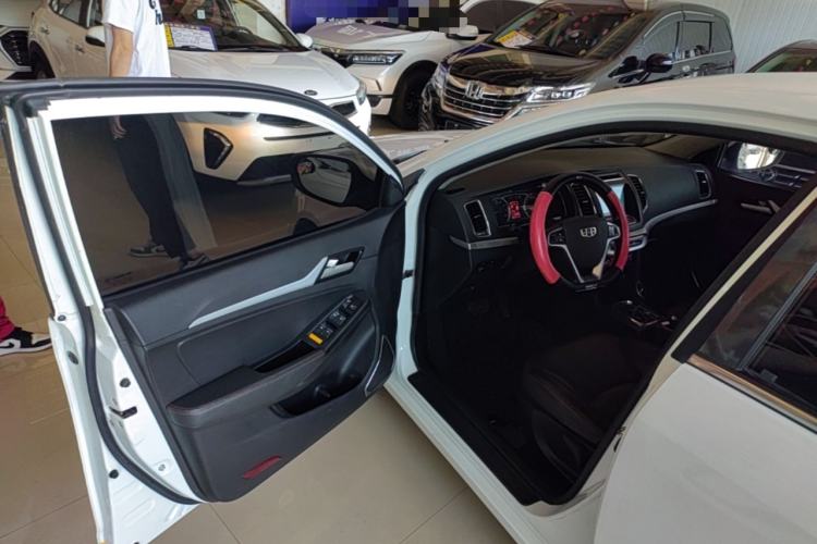 Used Geely Auto Vision 2016 1.5L Automatic Happiness Edition Driver Seat