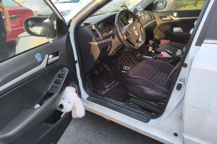 Used Geely Auto Vision 2016 1.5L Manual Happiness Edition Driver Seat
