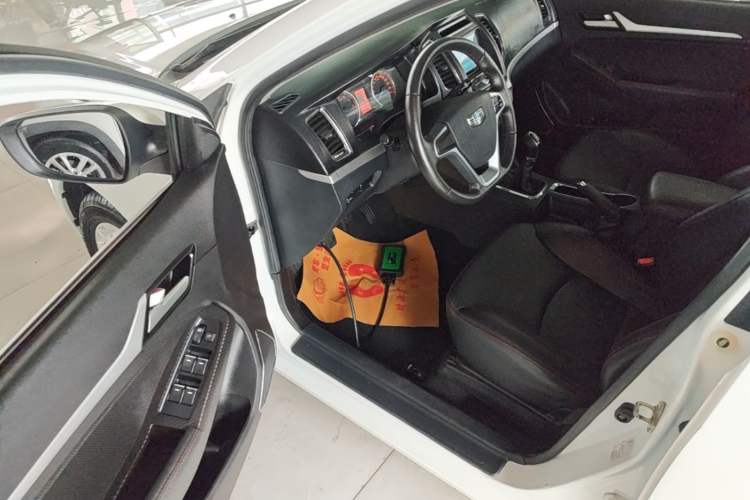 Used Geely Auto Vision 2016 1.5L Manual Happiness Edition Driver Seat