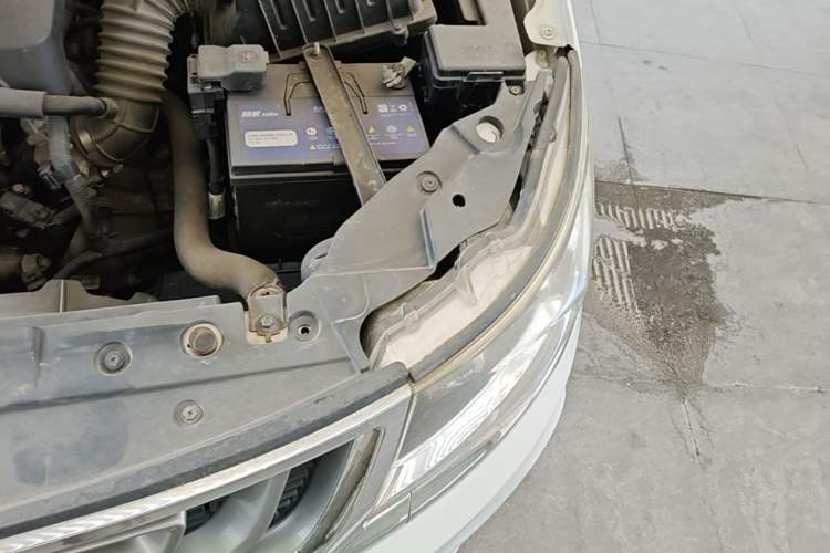 Used Geely Auto Vision 2016 1.5L Manual Happiness Edition Engine Bay Left