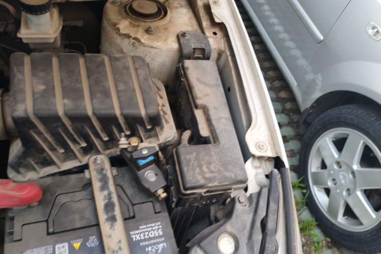 Used Geely Auto Vision 2016 1.5L Automatic Happiness Edition Engine Bay Left