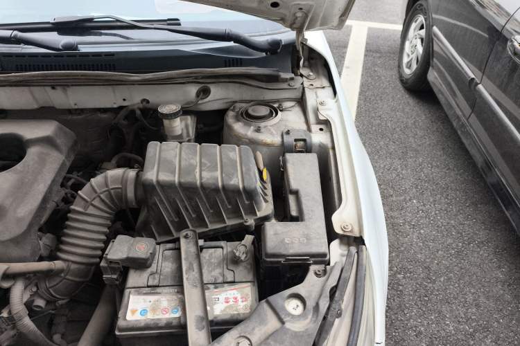 Used Geely Auto Vision 2016 1.5L Manual Happiness Edition Engine Bay Left