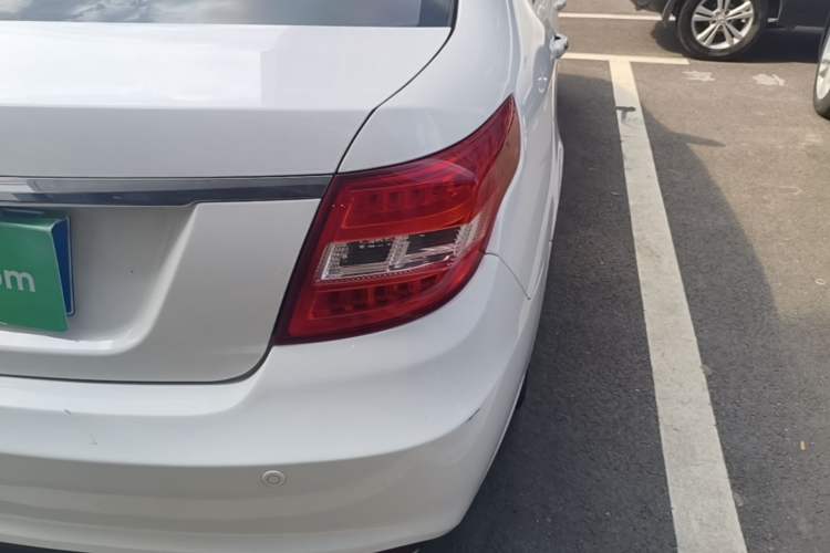 Used Geely Auto Vision 2016 1.5L Manual Happiness Edition Exterior 3
