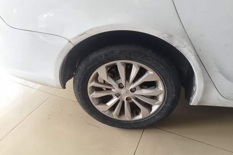 Used Geely Auto Vision 2016 1.5L Manual Happiness Edition Exterior 5