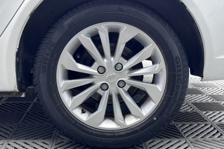 Used Geely Auto Vision 2016 1.5L Manual Happiness Edition Exterior 6