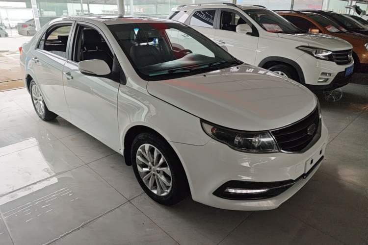 Used Geely Auto Vision 2016 1.5L Manual Happiness Edition Front Right 45 Deg