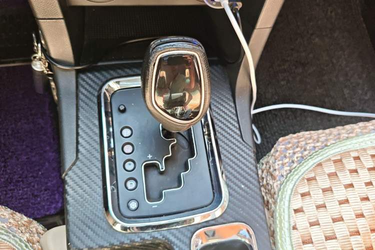 Used Geely Auto Vision 2016 1.5L Automatic Happiness Edition Gear Lever