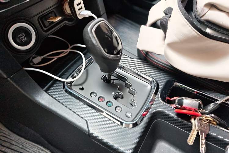 Used Geely Auto Vision 2016 1.5L Automatic Happiness Edition Gear Lever