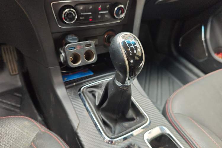 Used Geely Auto Vision 2016 1.5L Manual Happiness Edition Gear Lever
