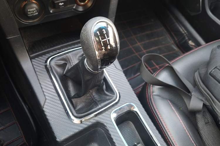 Used Geely Auto Vision 2016 1.5L Manual Happiness Edition Gear Lever