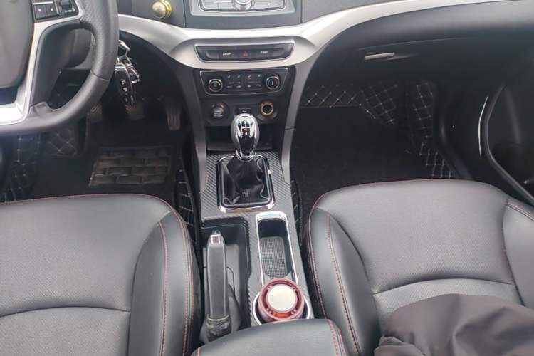 Used Geely Auto Vision 2016 1.5L Manual Happiness Edition Gear Lever