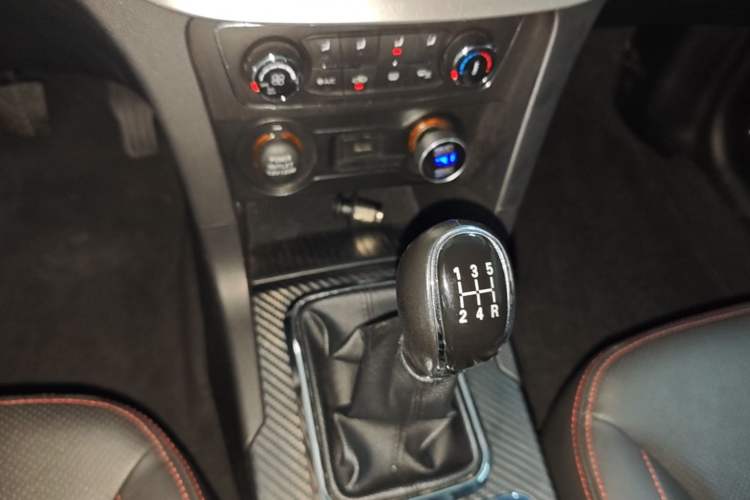 Used Geely Auto Vision 2016 1.5L Manual Happiness Edition Gear Lever