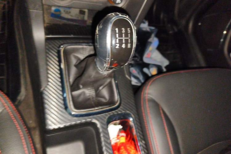 Used Geely Auto Vision 2016 1.5L Manual Happiness Edition Gear Lever
