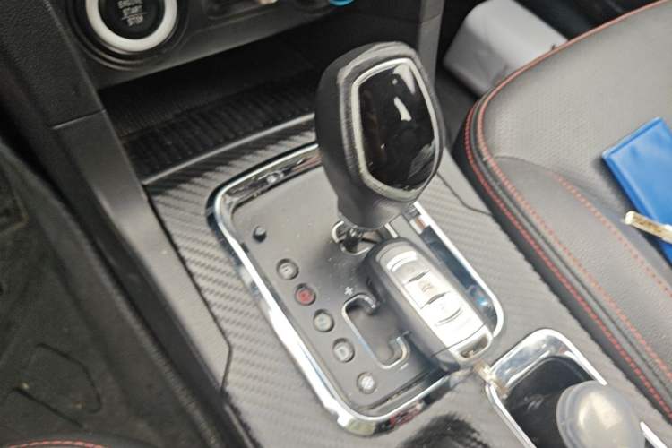 Used Geely Auto Vision 2016 1.5L Automatic Happiness Edition Gear Lever
