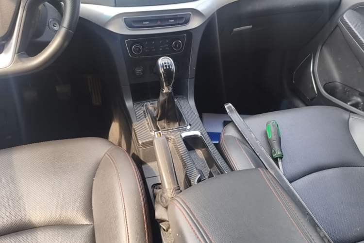 Used Geely Auto Vision 2016 1.5L Manual Happiness Edition Gear Lever