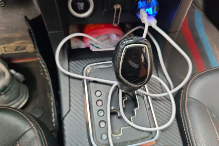 Used Geely Auto Vision 2016 1.5L Automatic Happiness Edition Gear Lever