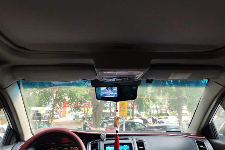 Used Geely Auto Vision 2016 1.5L Automatic Happiness Edition Headliner
