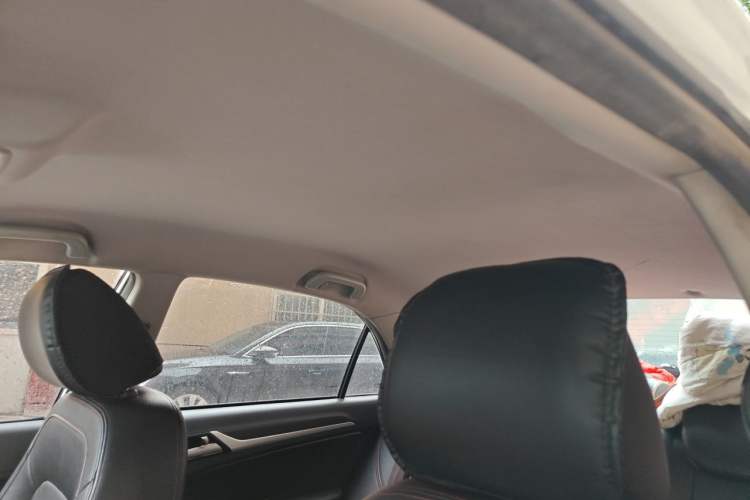 Used Geely Auto Vision 2016 1.5L Manual Happiness Edition Headliner