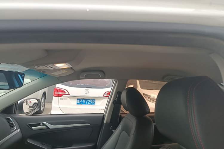 Used Geely Auto Vision 2016 1.5L Manual Happiness Edition Headliner